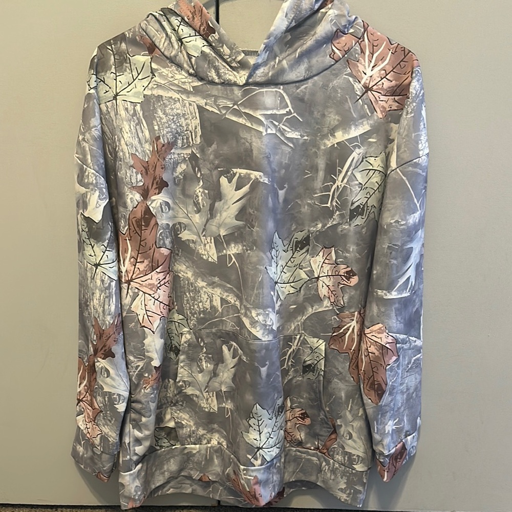 Women’s Gray Leaf Pattern hoodie